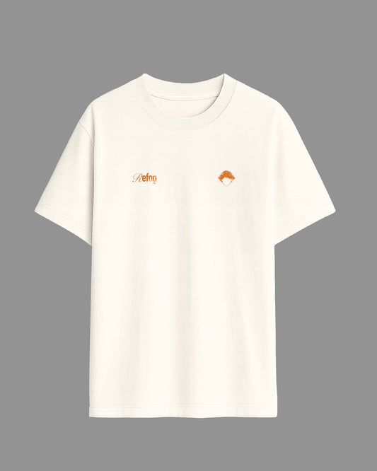 Surf Tee White de Refog, vista frontal sobre fondo neutro.