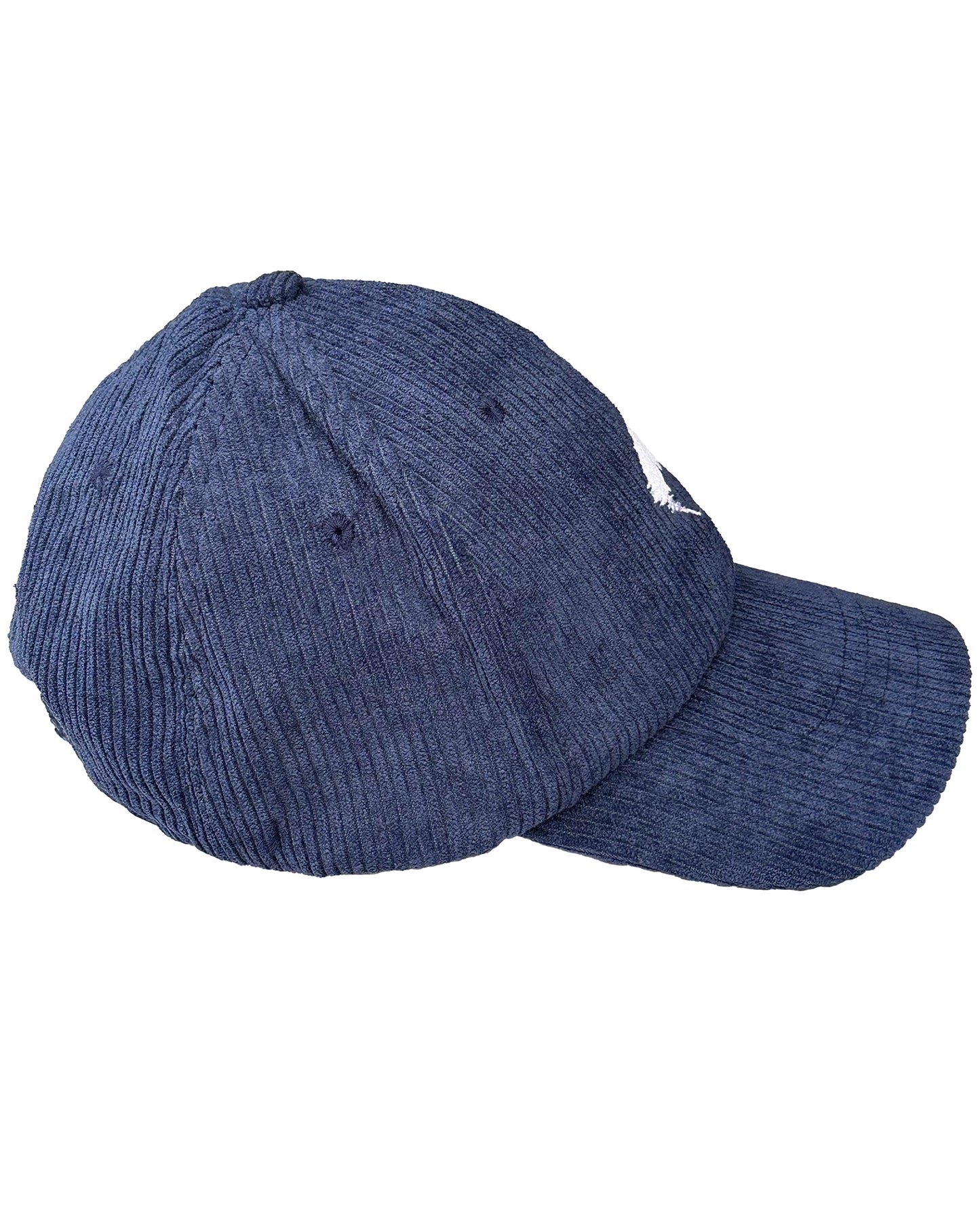 Vista lateral de Corduroy Cap Navy de Refog con visera curva.