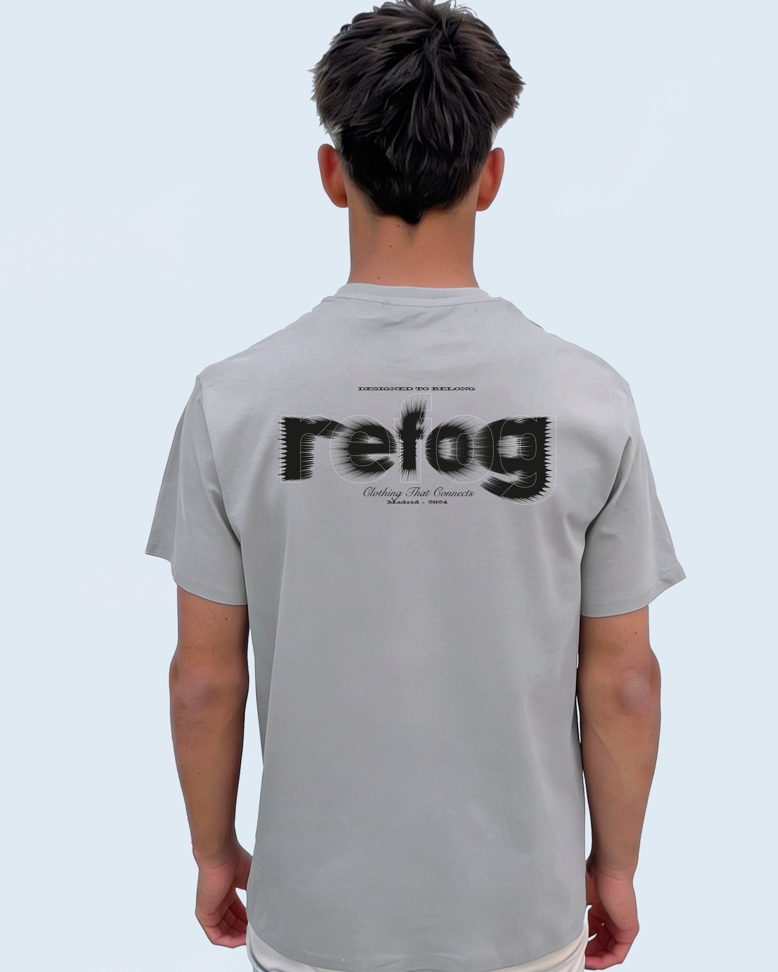 Vista trasera masculina de la camiseta Cropped Logo Tee Grey de Refog